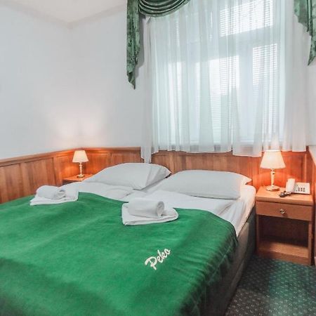 Hotel Peko ปราก ภายนอก รูปภาพ